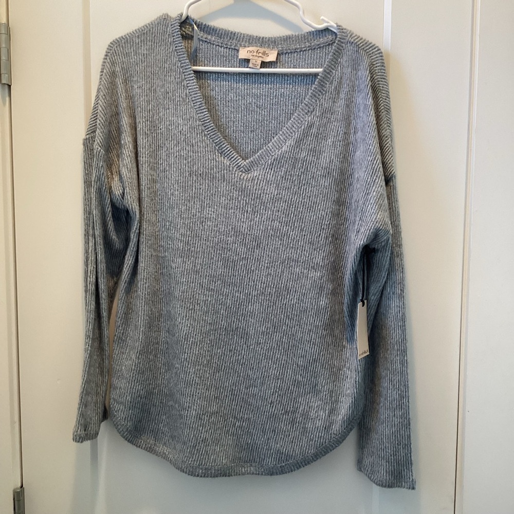 Nwt‎ No Frills Sweater